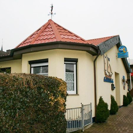 Piratennest Büsum Exteriör bild